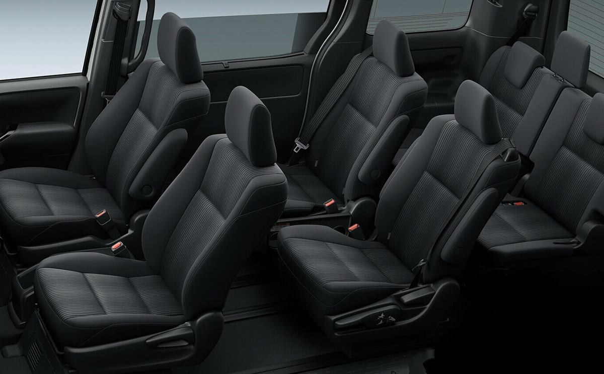 ミニバン内装バック